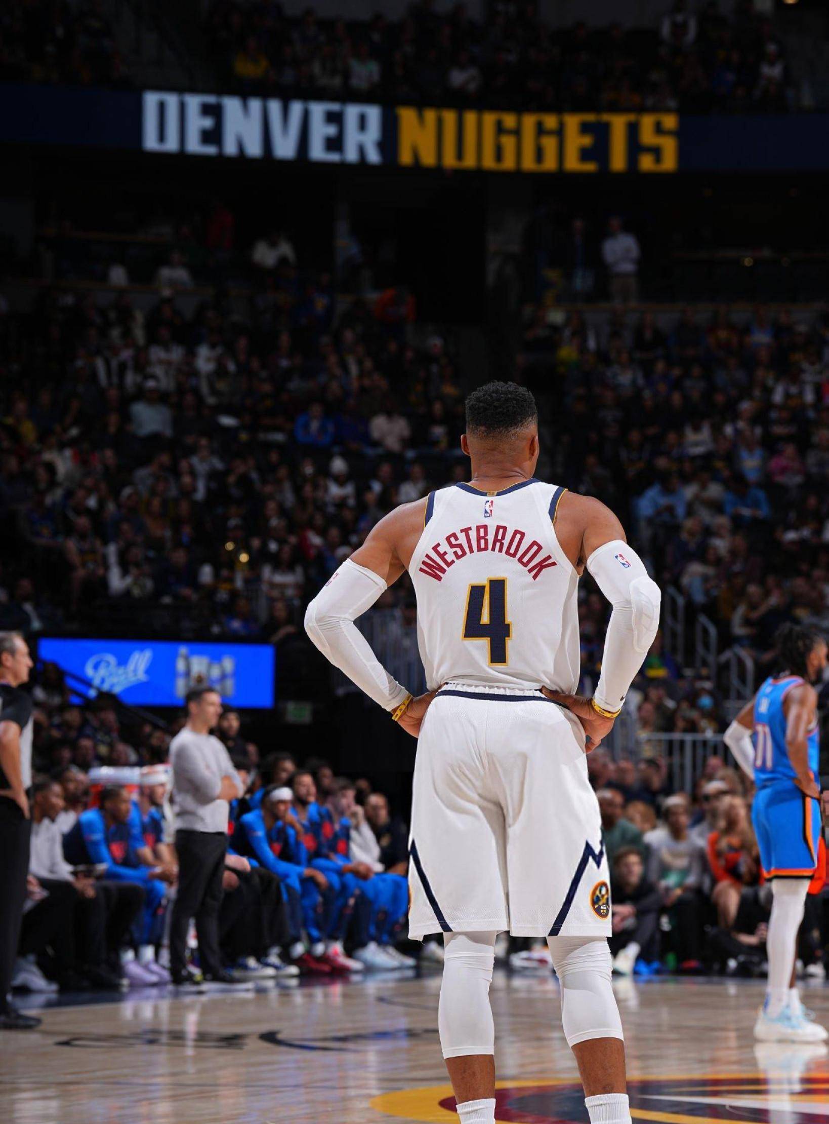 往往比单一 往往比单一